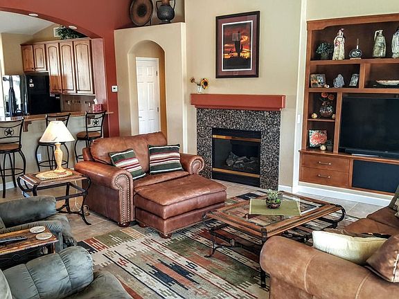 4th image of 61793 E Briarwood Dr