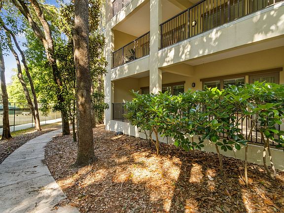 5th image of 2509/2510 Boxwood Ln