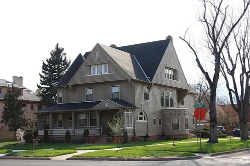 1530 N Cascade Ave #4 Photo 1