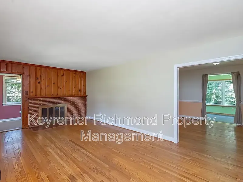 3 bed, 1.0 bath, 1471 sqft, $2,375 — Photo 4