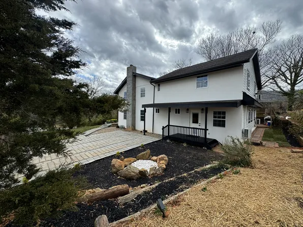 371 Onteora Blvd, Asheville, NC 28803