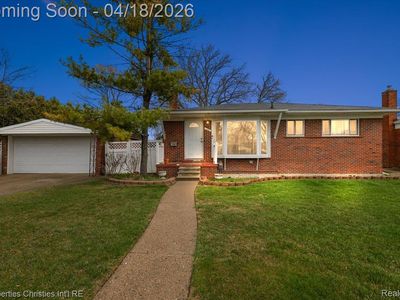 22801 Garfield St, Saint Clair Shores, MI, 48082