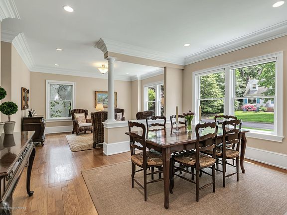 4th image of 3 Oakwood Ln
