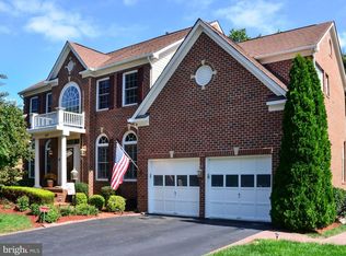 6079 Deer Ridge Trl, Springfield, VA 22150
