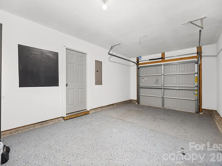9612 Brackenview Ct — Photo 15