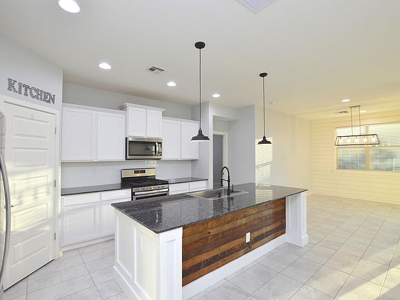 4th image of 433 W. Salali Trl.