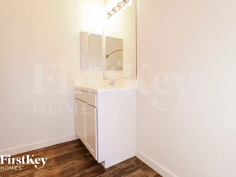 17538 W Villa Hermosa Ln — Photo 13