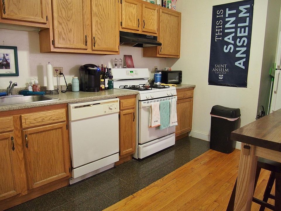1st image of 23 Cummings Rd APT 3