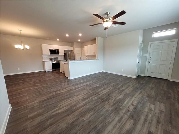 5th image of 9877 Grosbeak Ln