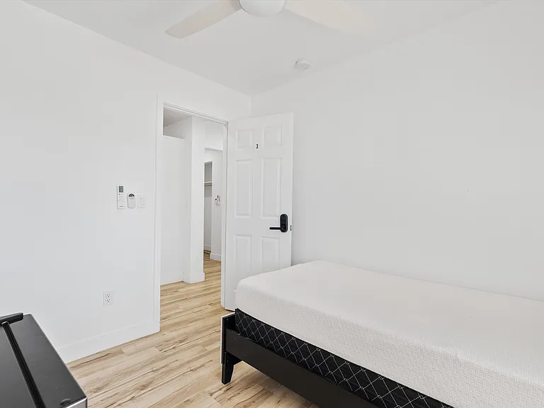 2956 E Mobile Ln — Photo 10