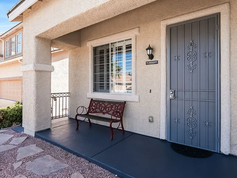 8701 Butterchurn Ave — Photo 4