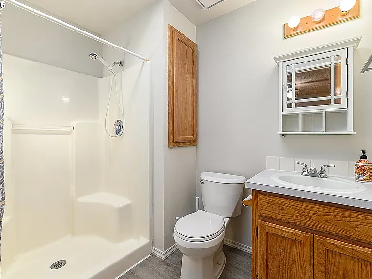 9707 SE Reedway St — Photo 13