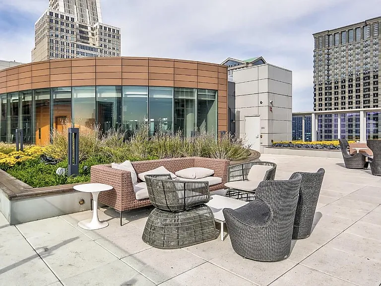 145 N Dearborn St #720 — Photo 11