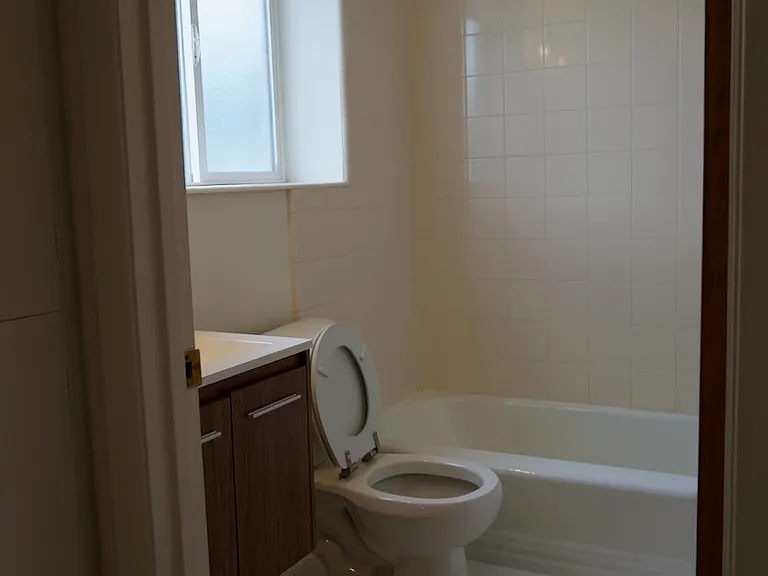 673 E 6th Ave N #6 — Photo 7