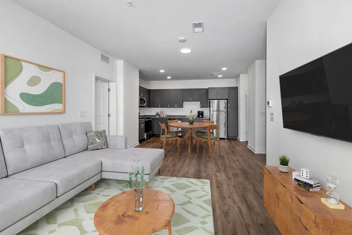 Huron Vista — Photo 1
