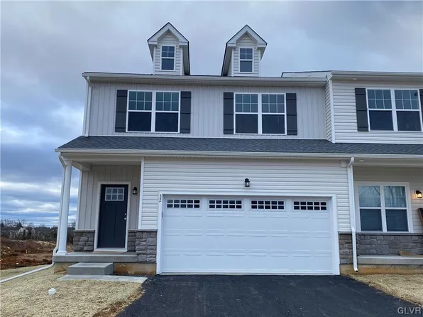 32 Timber Trl #99, Palmer Township, PA 18045