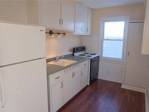 5th image of 2 Kastor Ave