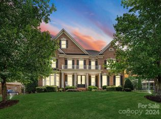 1006 Westbury Dr, Matthews, NC 28104