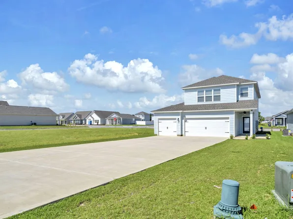 464 Arrowwood Blvd, Freeport, FL 32439