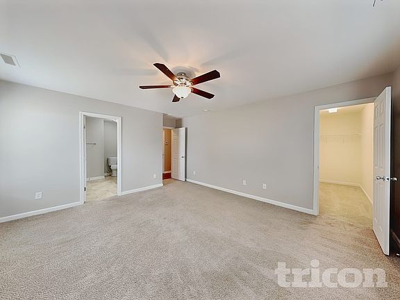 5th image of 42 Yadkin St