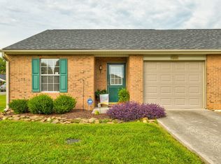 7208 Lyngate Blvd, Powell, TN 37849