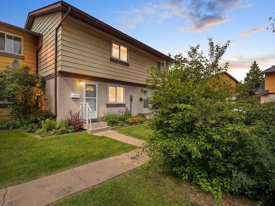 1st image of 152 Woodstock NW