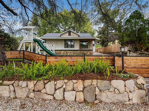 3rd image of 3855 Vista Ct