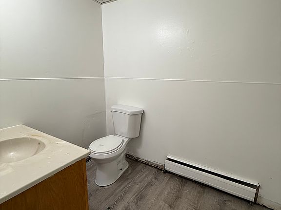 4th image of 17 Cypress St #3