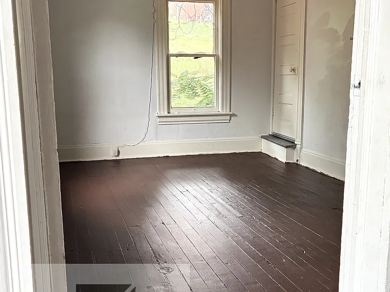 103 S Pickering St — Photo 15