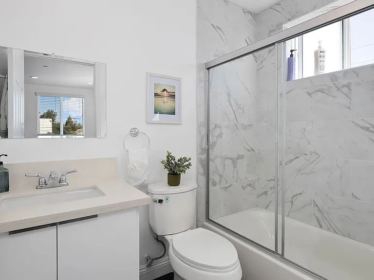 4-Unit Townhome Community | Luxury Living Near DTLA — Photo 6