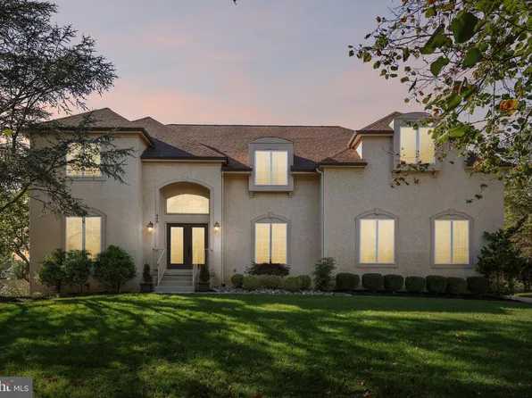 420 Liberty Ln, Marlton, NJ 08053
