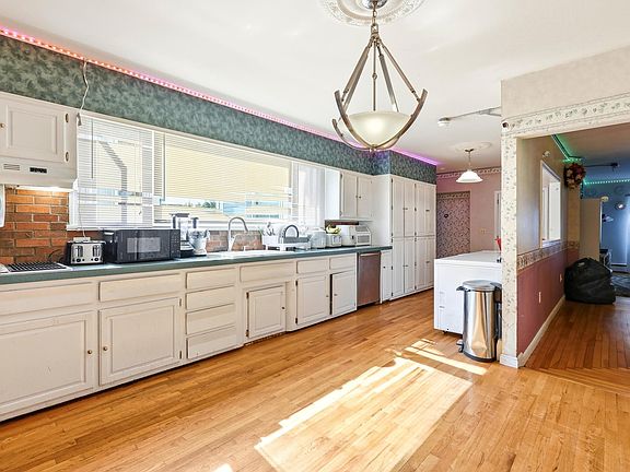 2nd image of 514 Hanover Street