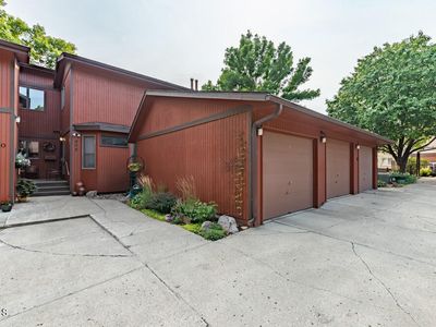 402 N 1st St, Bismarck, ND, 58501