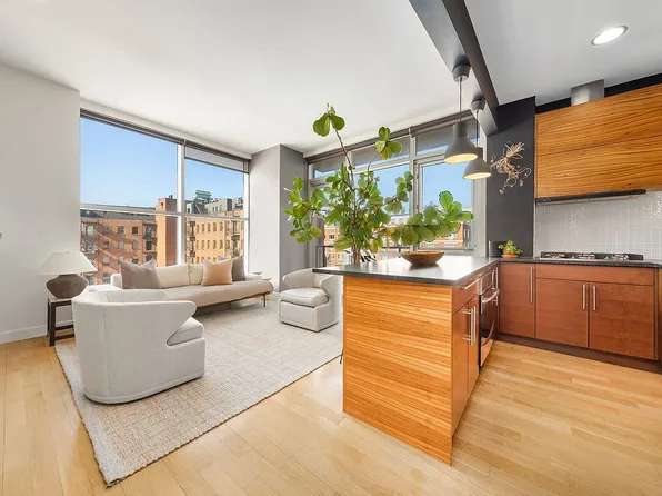 1124 31st Ave #5A, Long Island City, NY 11106