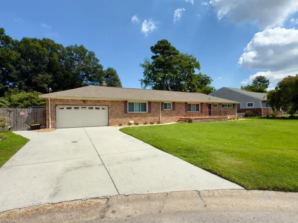 4712 Larkspur Ct, Virginia Beach, VA 23462