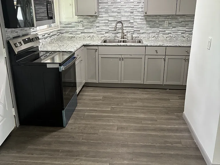 5314 Mariner Dr — Photo 15
