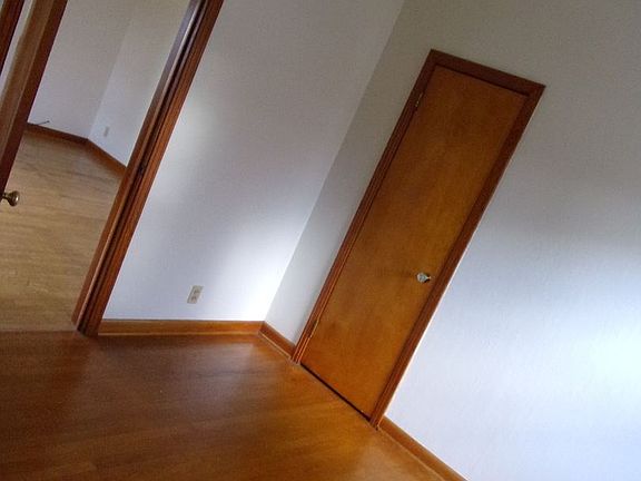 3rd image of 2612 7th Ave