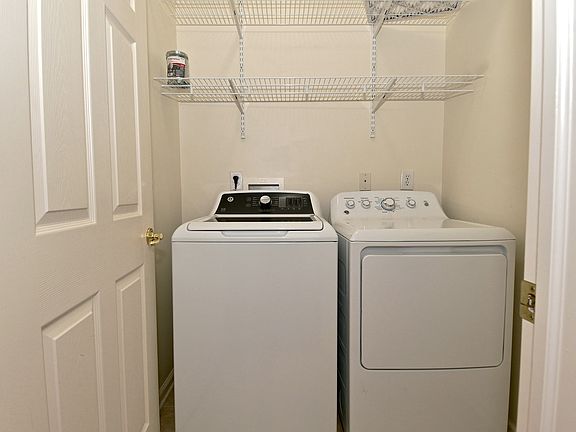 4th image of 4115 Weston Pointe Dr
