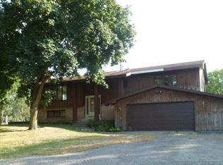 927 Andover Blvd NE, Ham Lake, MN 55304