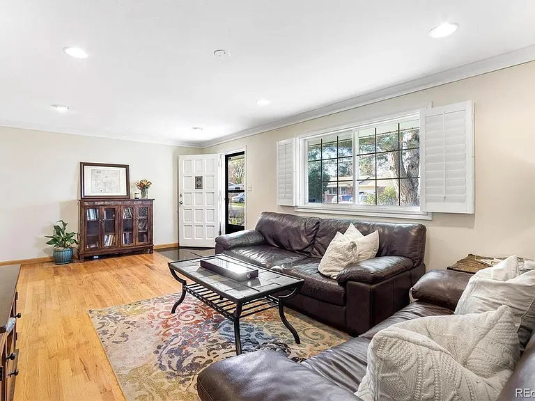 3448 W Alamo Ave — Photo 3