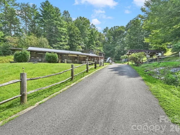 3421 & 3423 Rector Corner Rd, Marshall, NC 28753