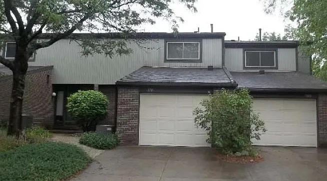178 Saint Clair Dr photo 1