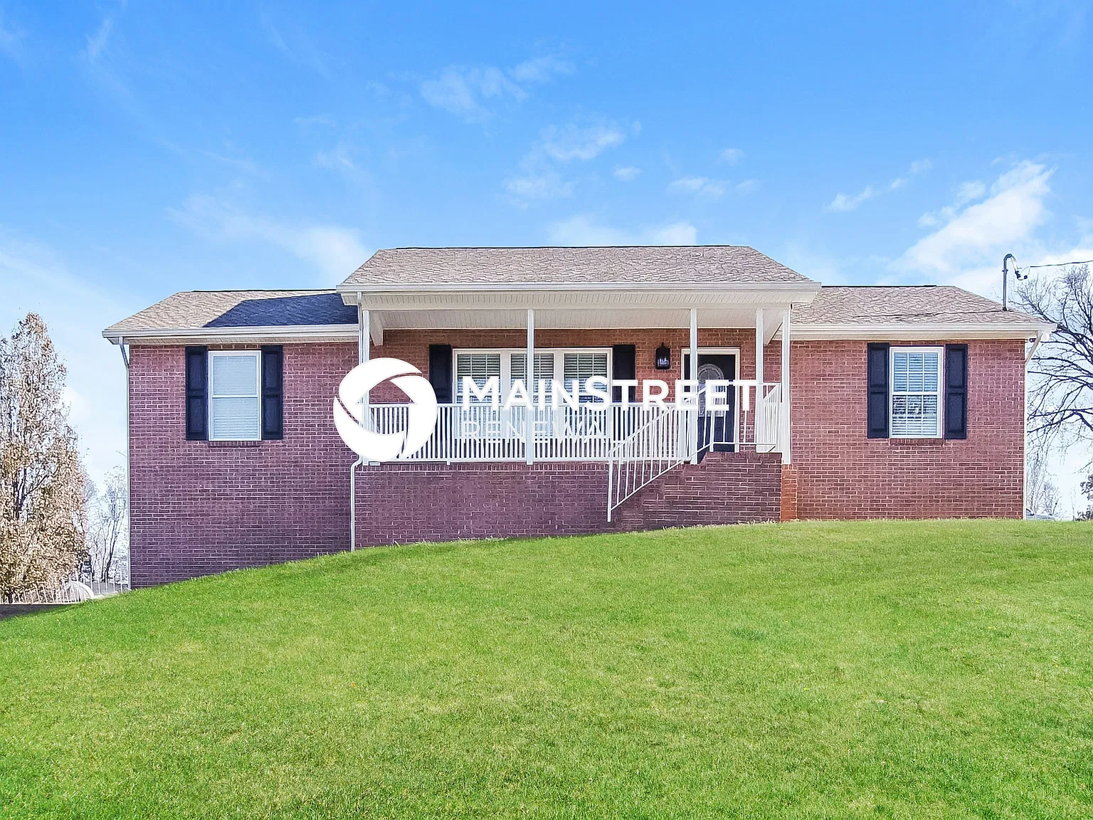 807 Hemlock Court — Photo 1