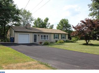 5960 Anne Dr, Pipersville, PA 18947