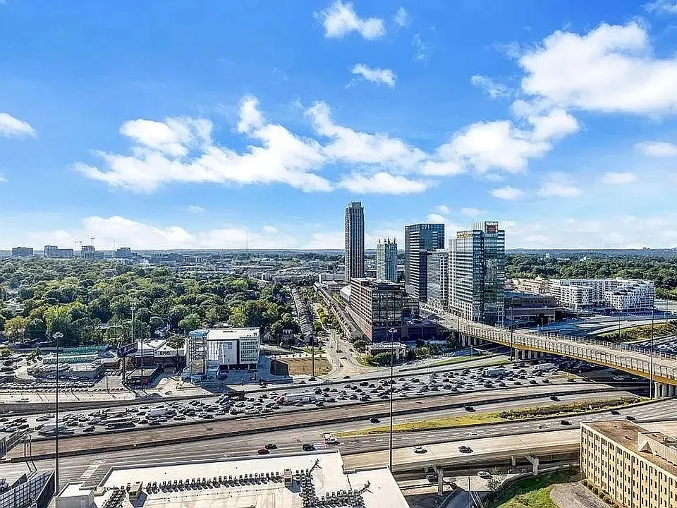 1280 W Peachtree St NW #1504