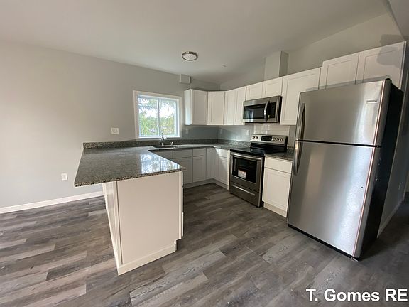 4th image of 12 Macon Ave #301