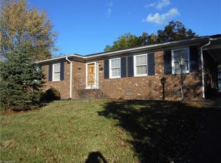 1422 Vine St, Greensboro, NC 27405
