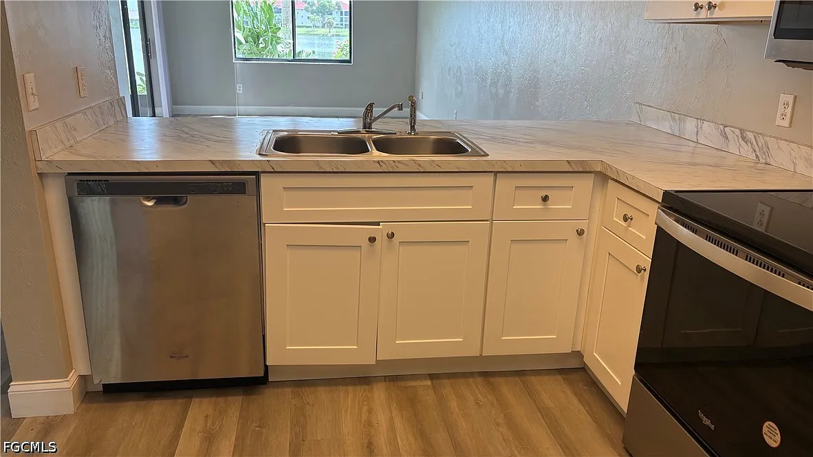 1 bed, 1.5 bath, 786 sqft, $1,500 — Photo 4