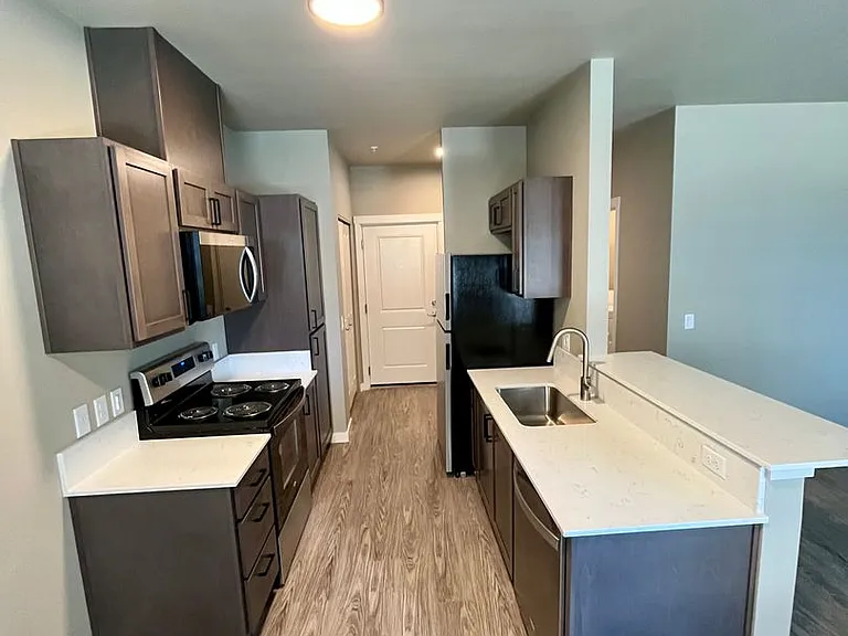 Introducing Dry Canyon Redmond's newest Luxury Apartments — Photo 33