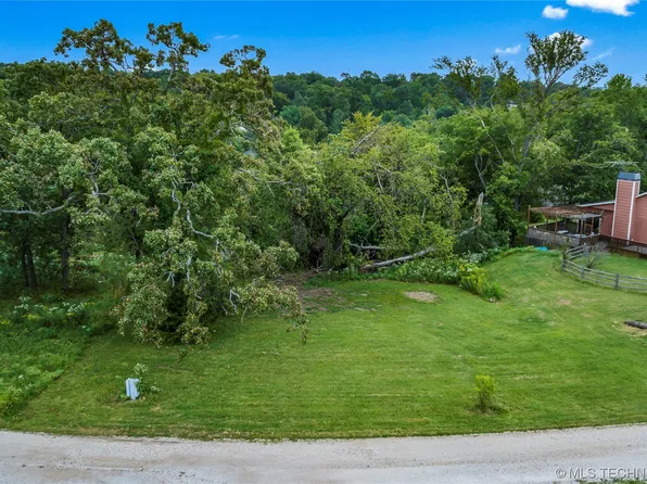 31947 Dogwood Cir, Afton, OK 74331